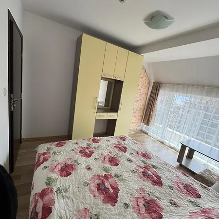 Sea View 1 Bedroom K&r 公寓 圣弗拉斯